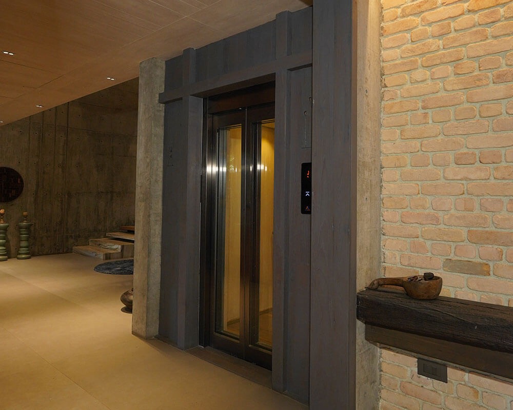 Mẫu thang máy thủy lực FlexyLIFT