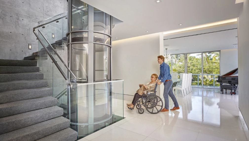 Nhà nào "bắt buộc" hoặc "nên" lắp thang máy ngay?